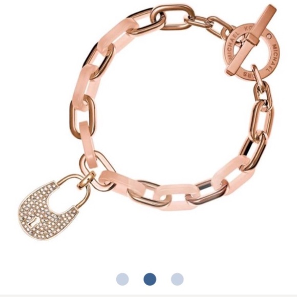 Ships TODAY 💕 24HR DROP ⬇️ 🎁 ⬇️ Michael Kors Rose Gold & Blush Lock Bracelet - Picture 4 of 5